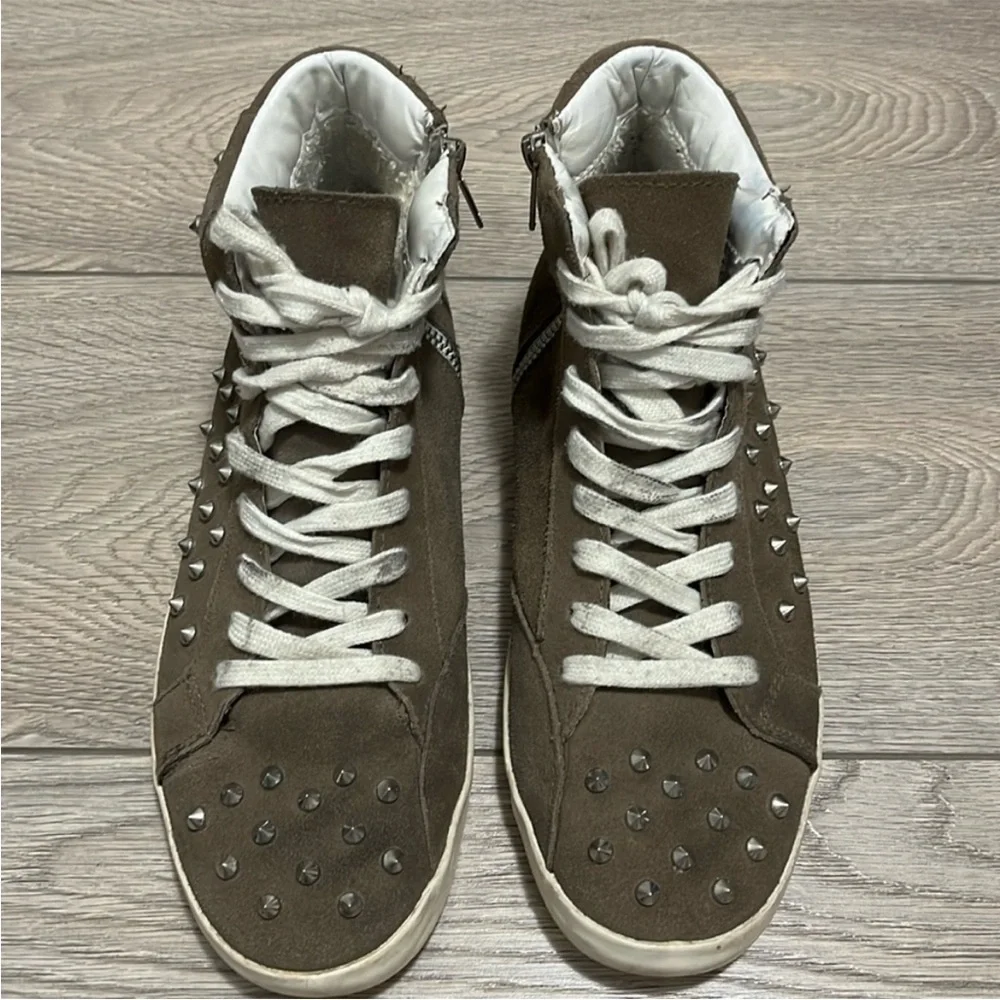 Steve Madden Suede Studded High Top Sneakers Size 7.5 - Picture 2 of 6